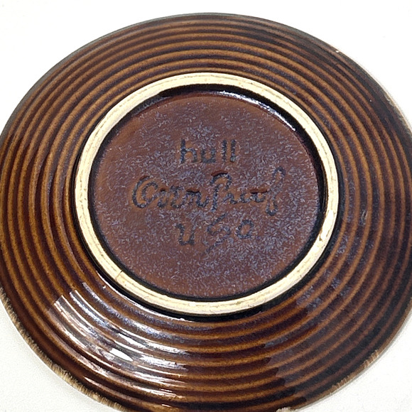 Vintage Hull USA Brown Drip Ridge Back Pottery 6.75” Dessert Bread Pie Plate - Picture 3 of 3